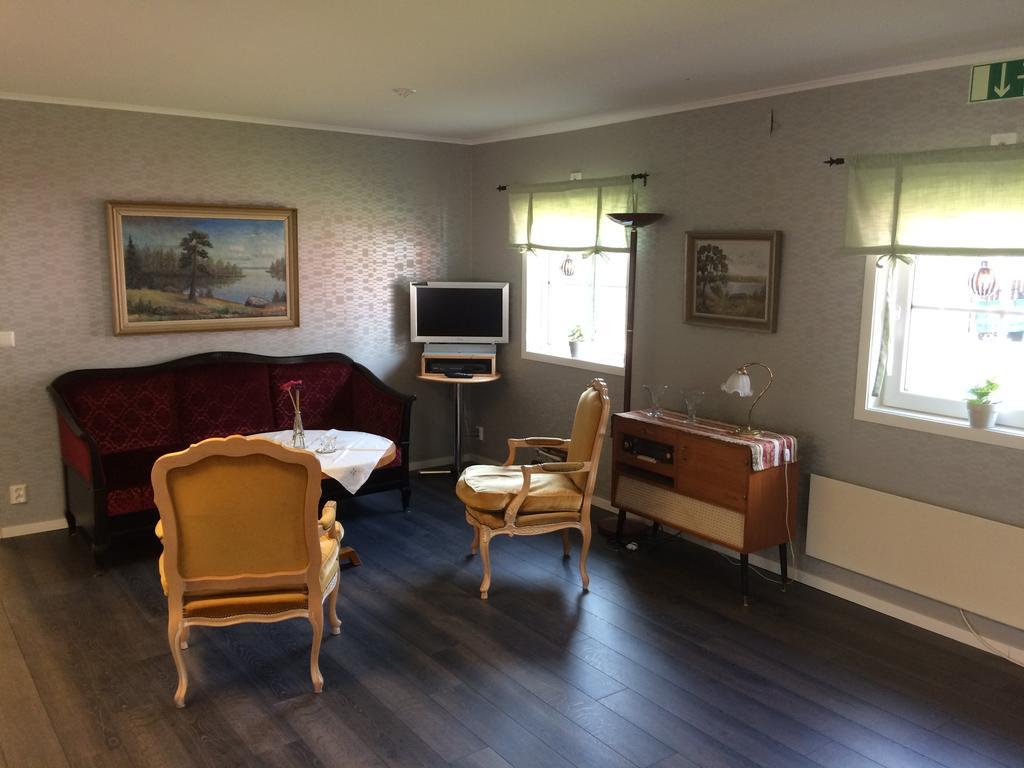 Foellingen Hotell Kisa Zewnętrze zdjęcie