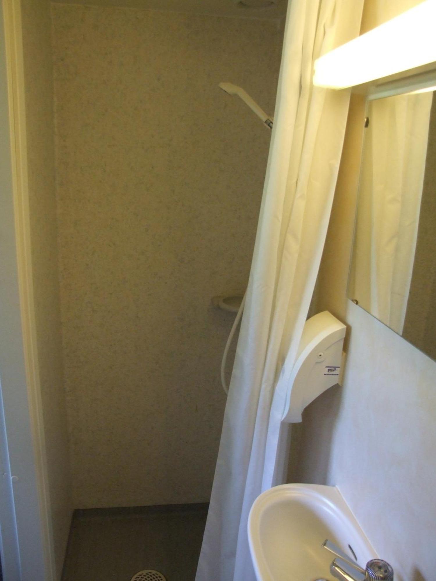 Foellingen Hotell Kisa Zewnętrze zdjęcie
